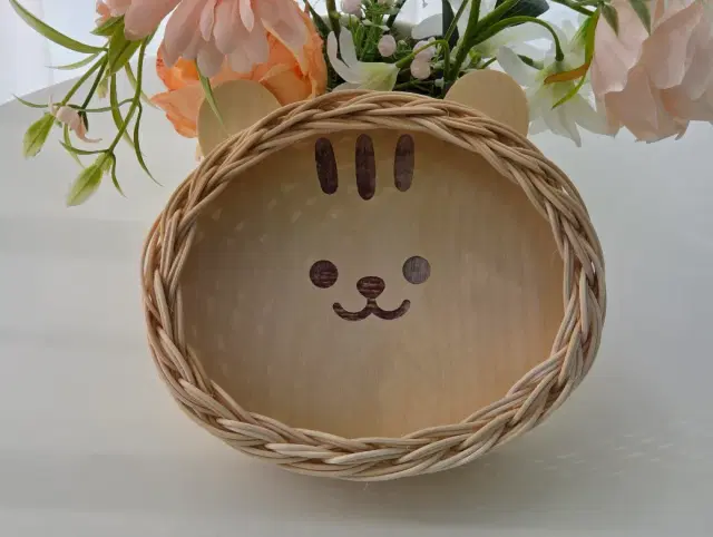 귀여운 라탄 트레이
