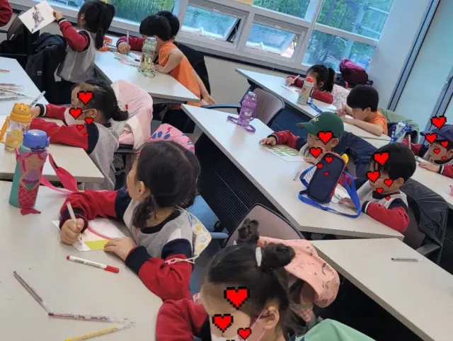 새활용 타이벡 컬러링 파우치
